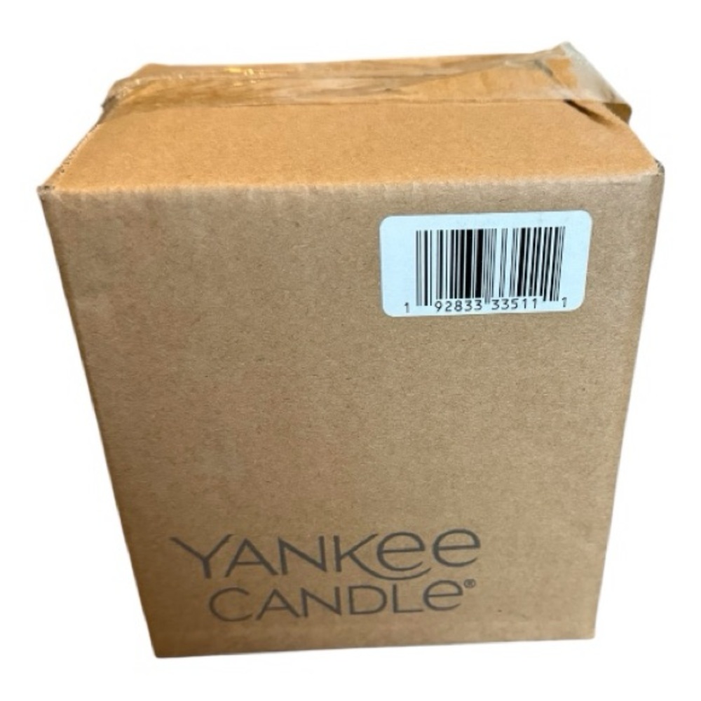 NWT Yankee Candle Glistening Leaves Ceramic Acorn Candle Gold Lid Fall Decor - Picture 5 of 5